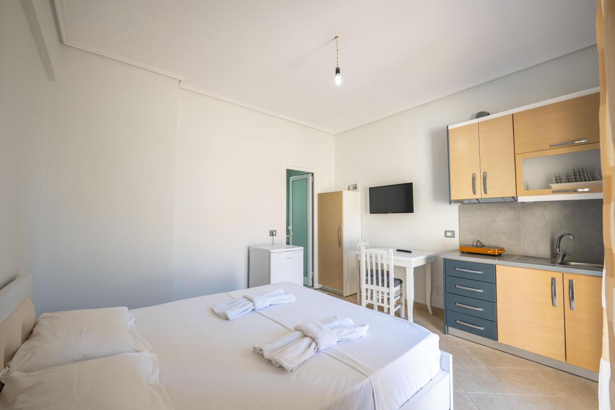 Vila Celi Sarande Exterior photo