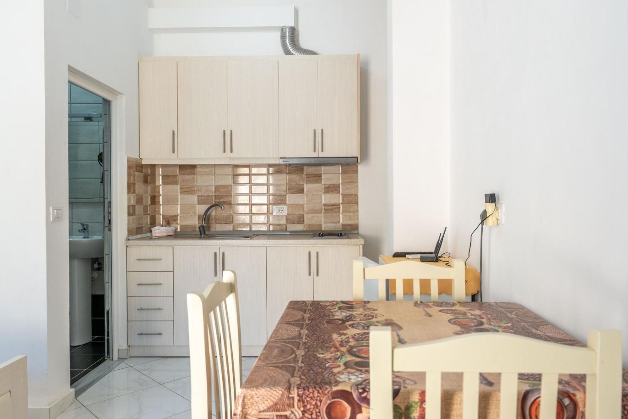 Vila Celi Sarande Exterior photo